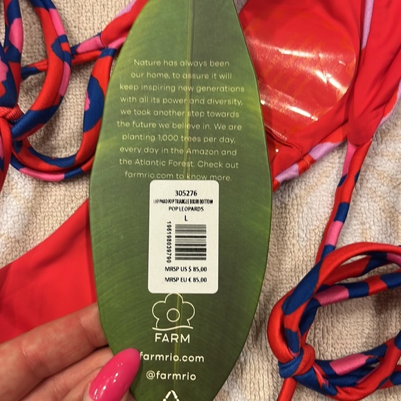 BNWT FARM RIO bikini 👙 bottoms - Picture 3 of 4